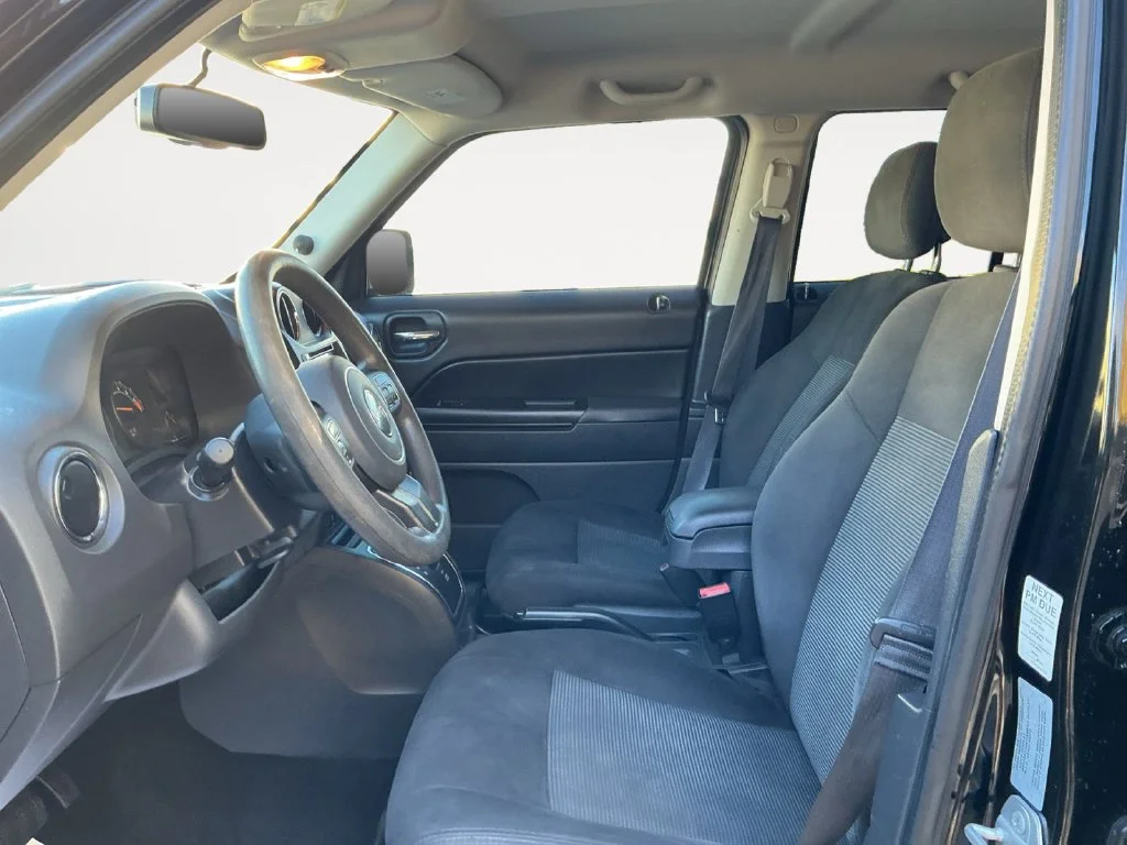 Used 2016 Black Jeep Sport image 11