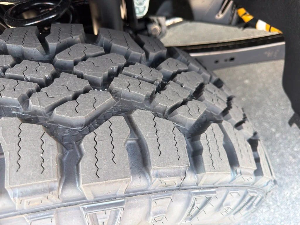 New 2027 Glacier Gray Metallic Tri-Coat Ford F-250® Lariat® image 10