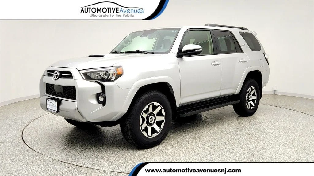 2023 Toyota 4Runner TRD Off-Road Premium 4WD V6's photo