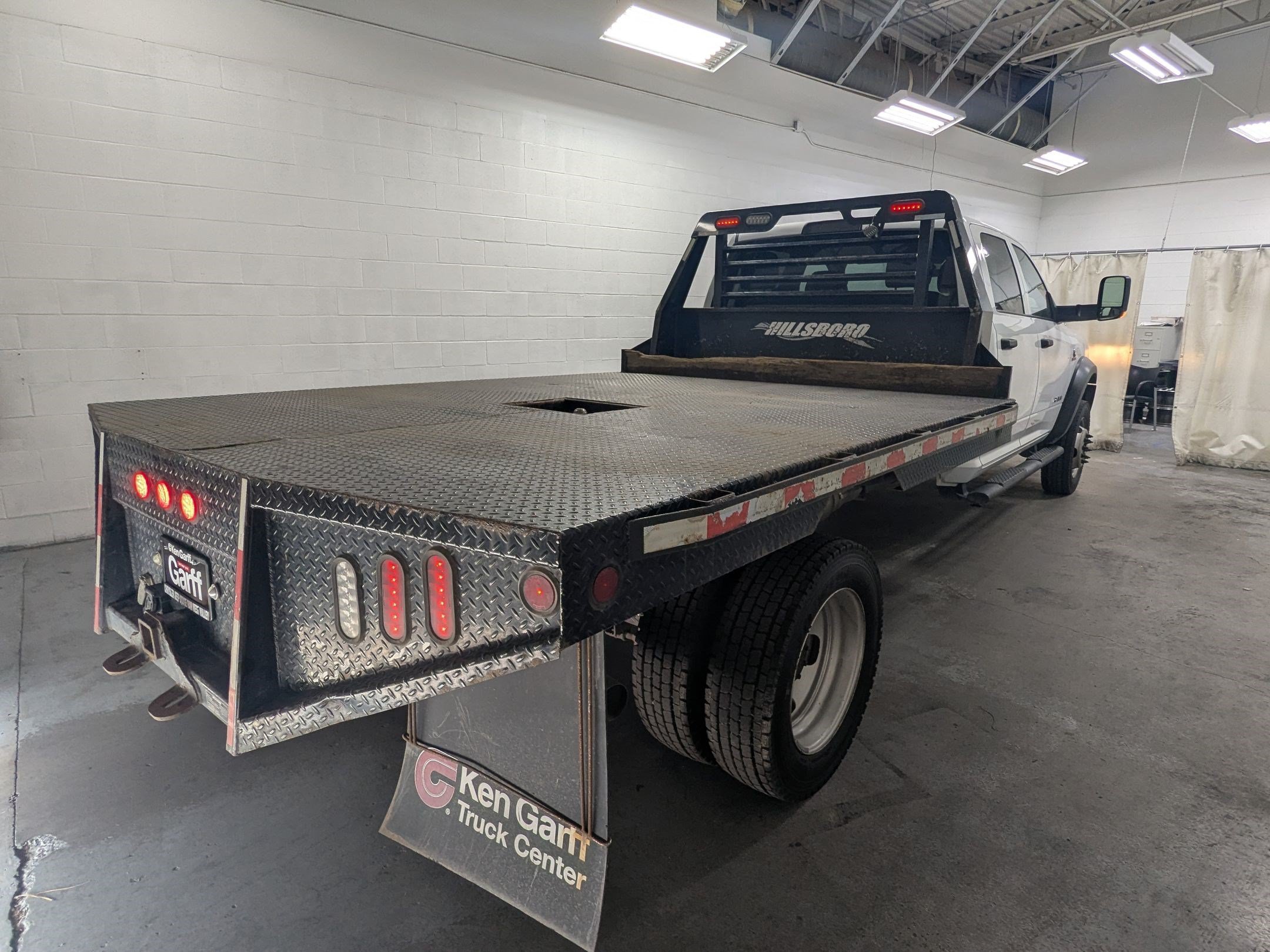 Used 2022 Bright White Clearcoat Ram Tradesman image 4