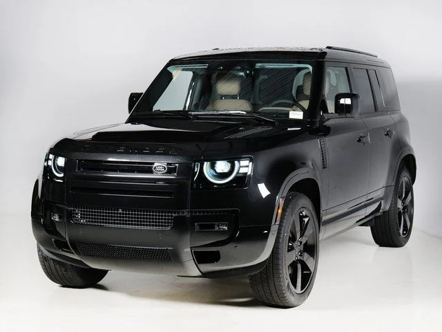 2026 Land Rover Defender 110 X-Dynamic SE P400's photo