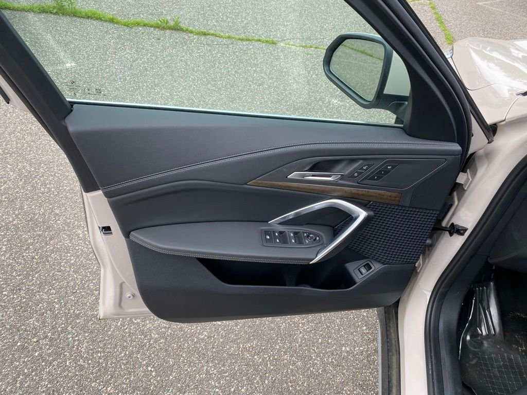 New 2026 Dune Grey Metallic BMW xDrive28i image 13