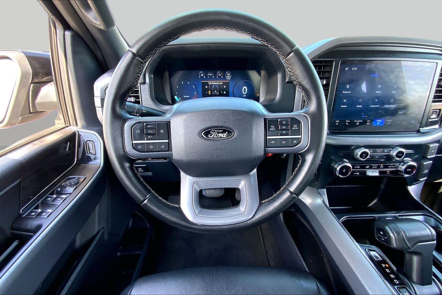 Used 2025 Iconic Silver Ford XLT image 6