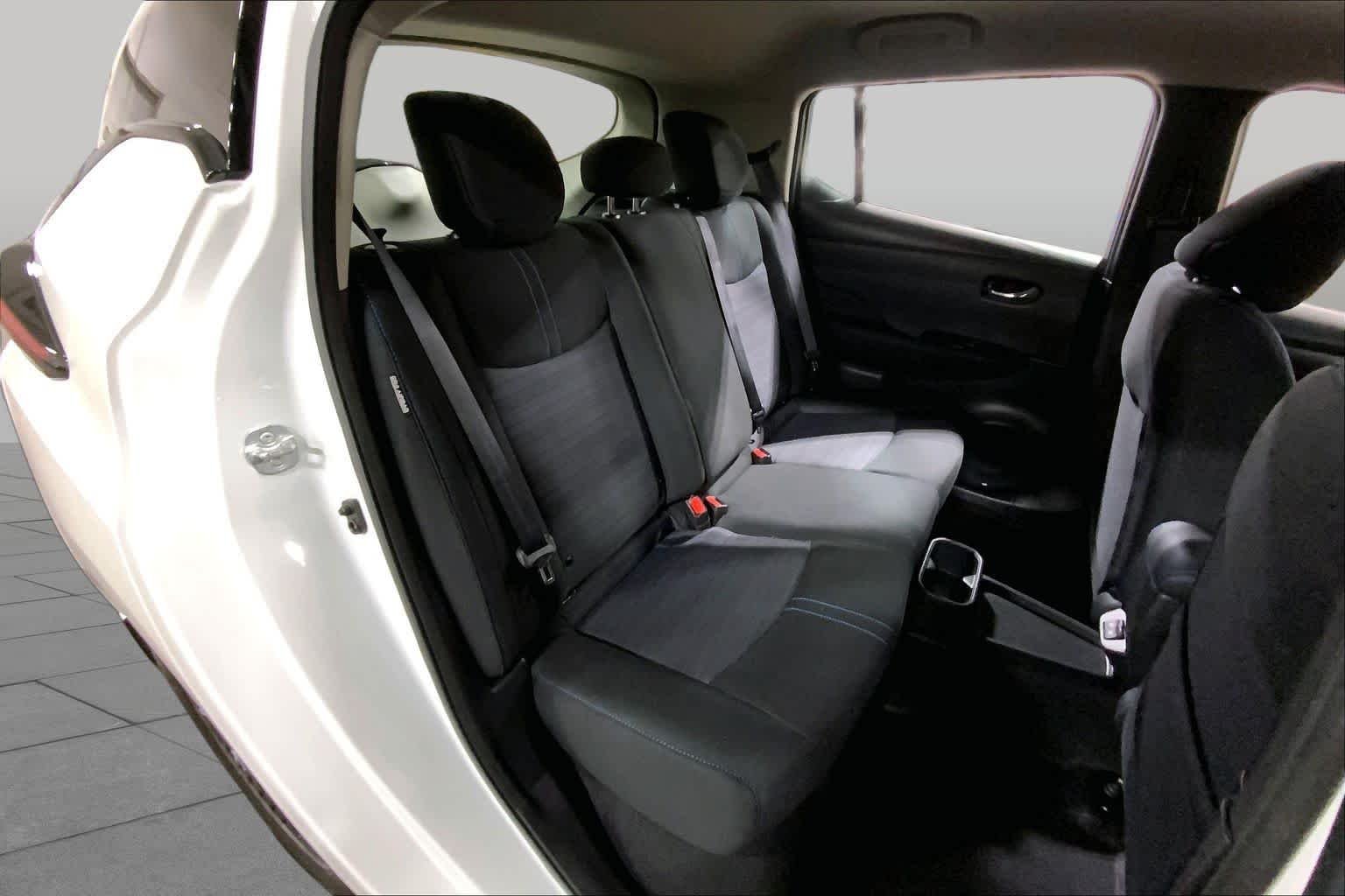 Used 2024 Super Black/Pearl White Nissan SV PLUS image 19