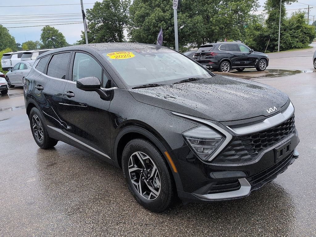 2025 Kia Sportage 2.5 LX AT's photo