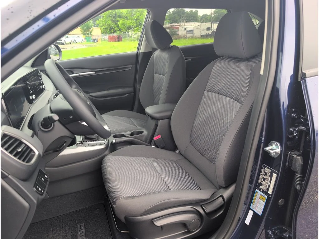 New 2026 Dark Ocean Blue Kia LX image 10
