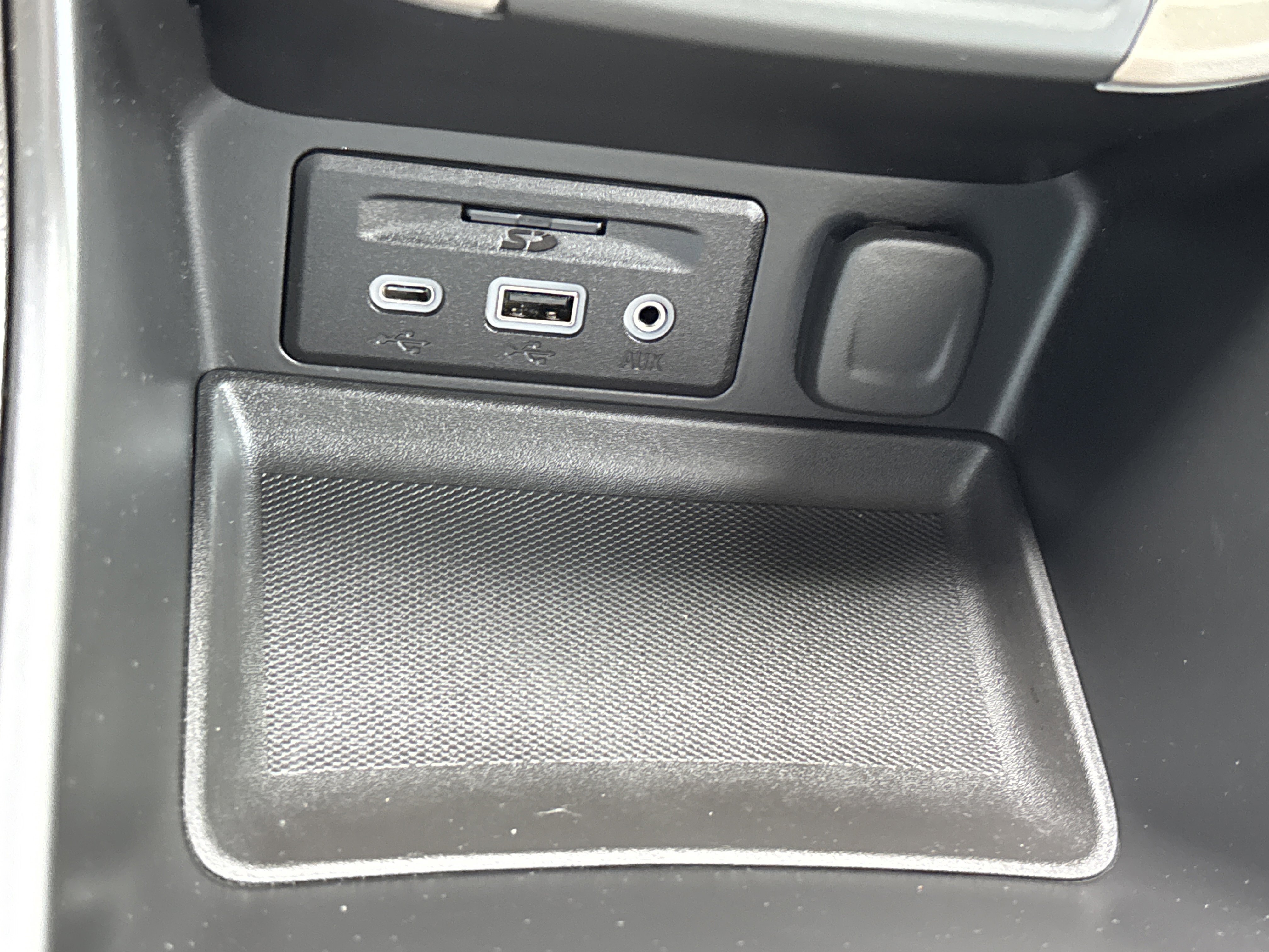 Used 2024 Downpour Metallic GMC Denali image 40