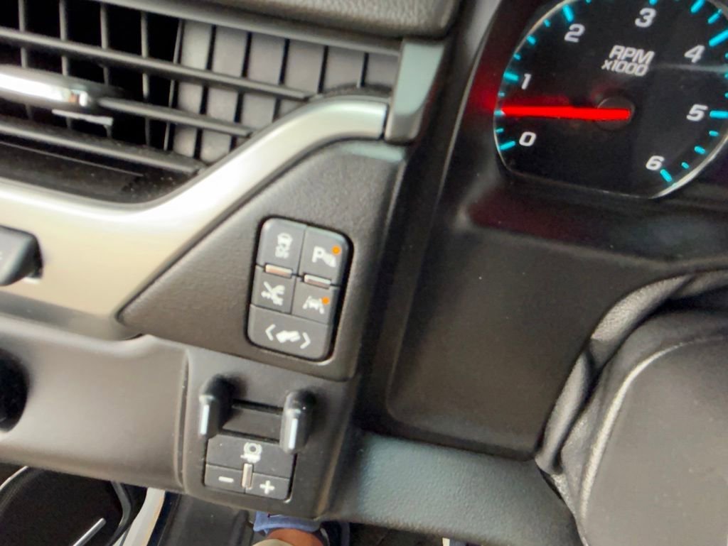 Used 2019 SHADOW GRAY METALLIC Chevrolet Premier image 69