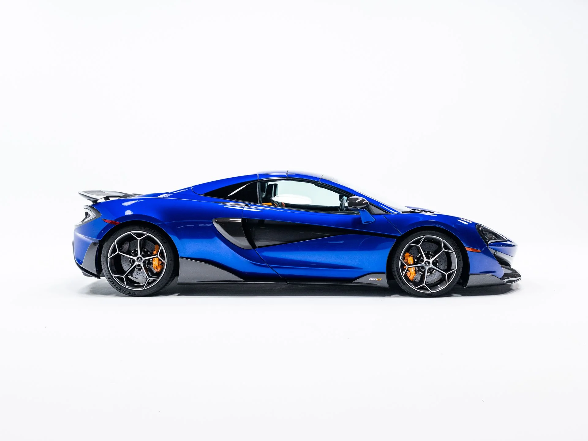 Used 2020 Burton Blue McLaren Spider image 10