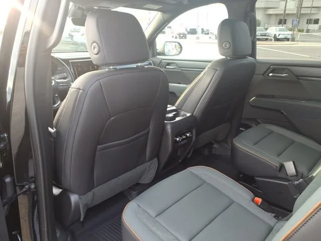 Used 2025 Ebony Twilight Metallic GMC AT4 image 14