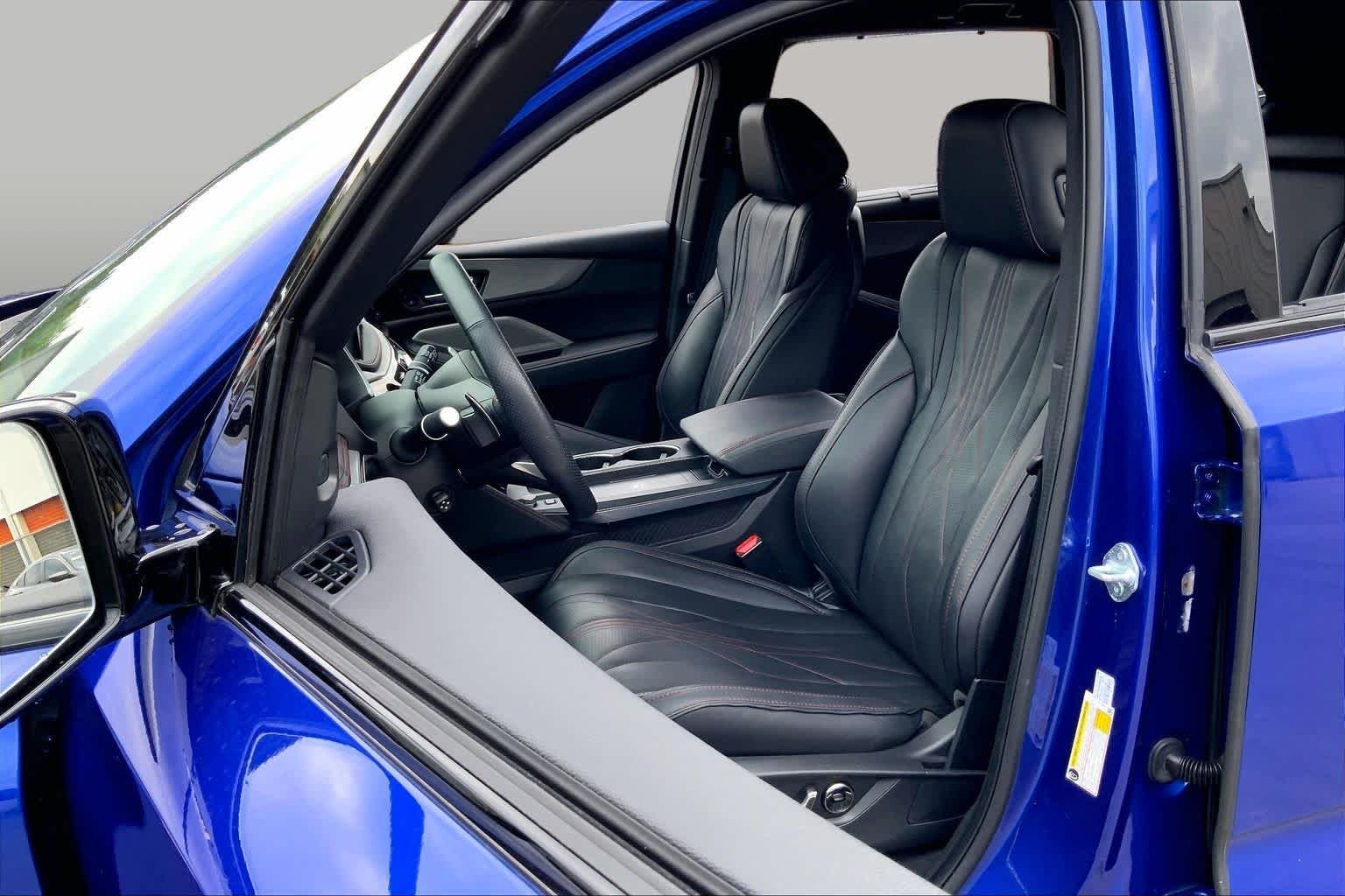 Used 2025 Apex Blue Pearl Acura w/A-Spec Advance Package image 8