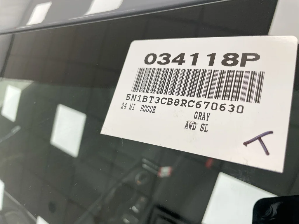 Used 2024 GRAY Nissan SL image 33