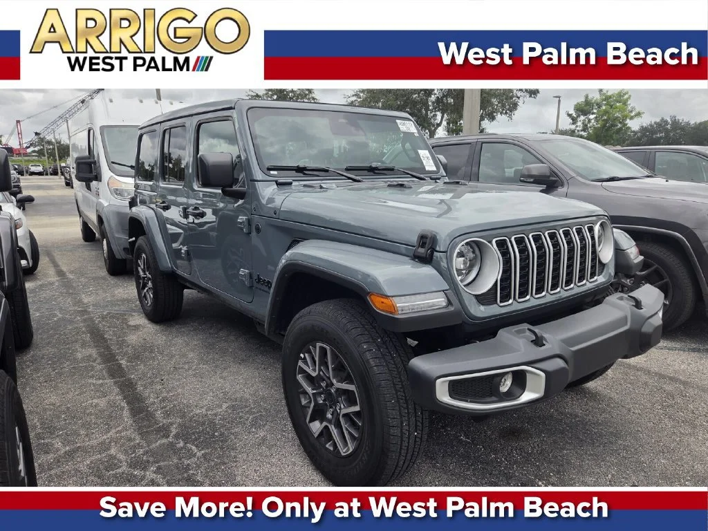 Used 2026 Anvil Clearcoat Jeep Sahara image 1