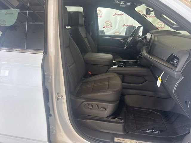 New 2026 Polar White Tricoat Chevrolet High Country image 47