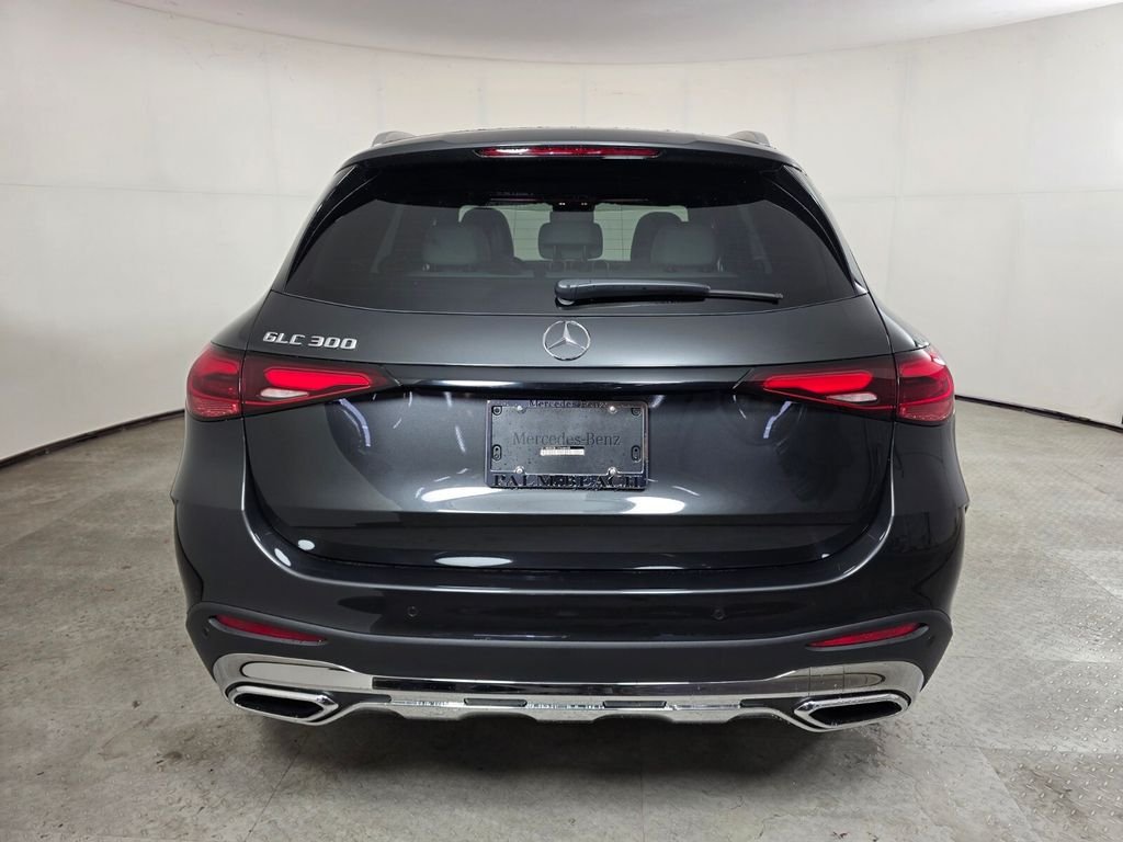 New 2026 Graphite Grey Metallic Mercedes-Benz GLC 300 image 5
