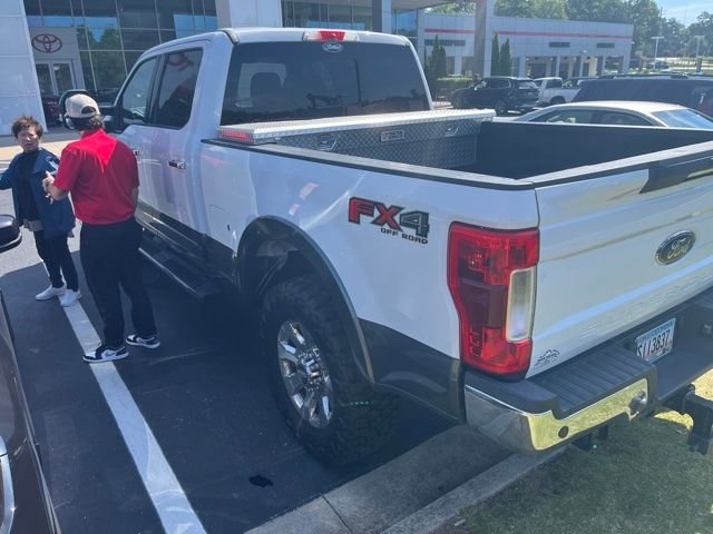 Used 2019 White Ford Lariat image 4