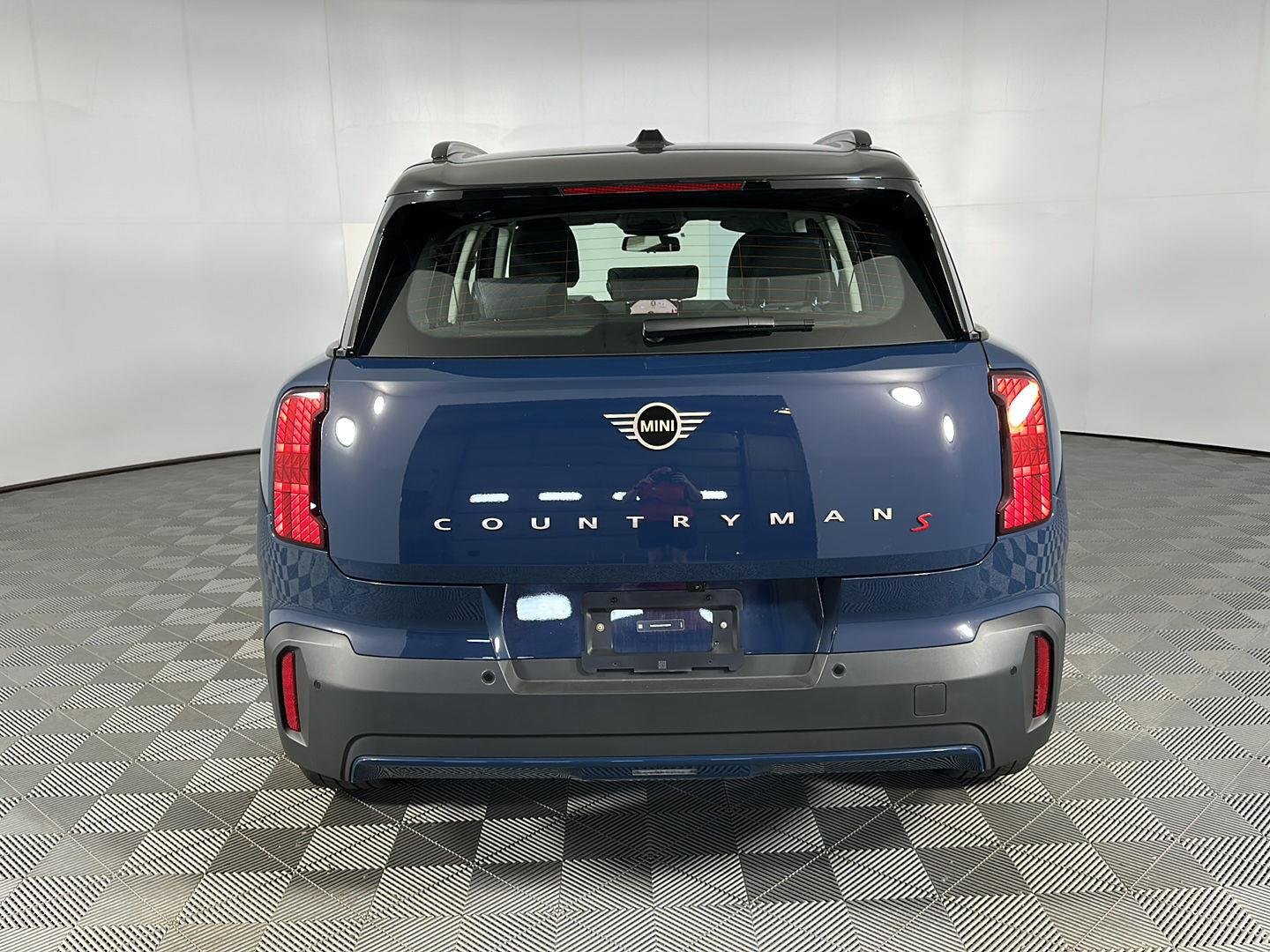 Certified Used 2025 Indigo Sunset Blue Metallic MINI S image 25
