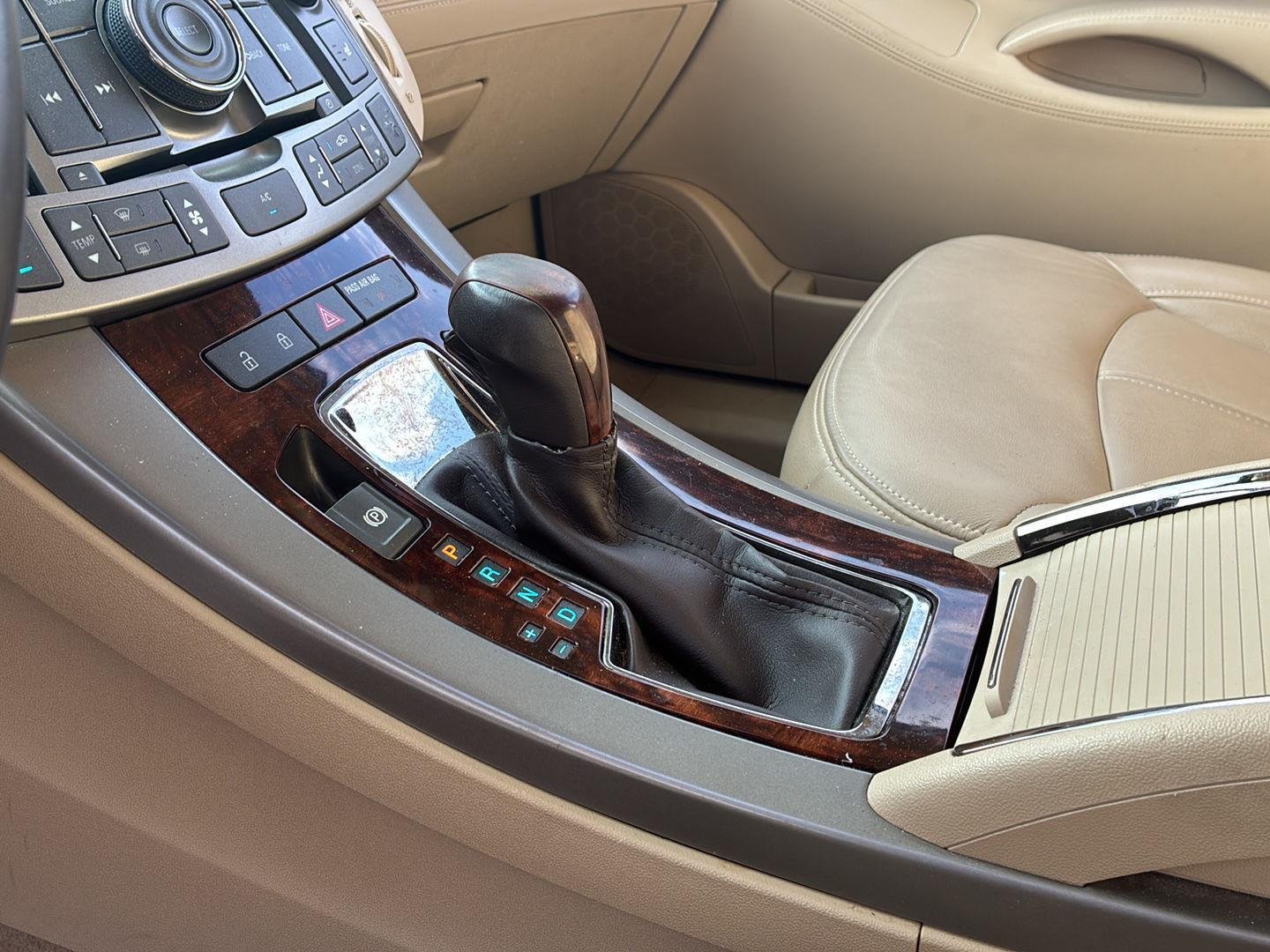 Used 2013 Summit White Buick Leather image 18