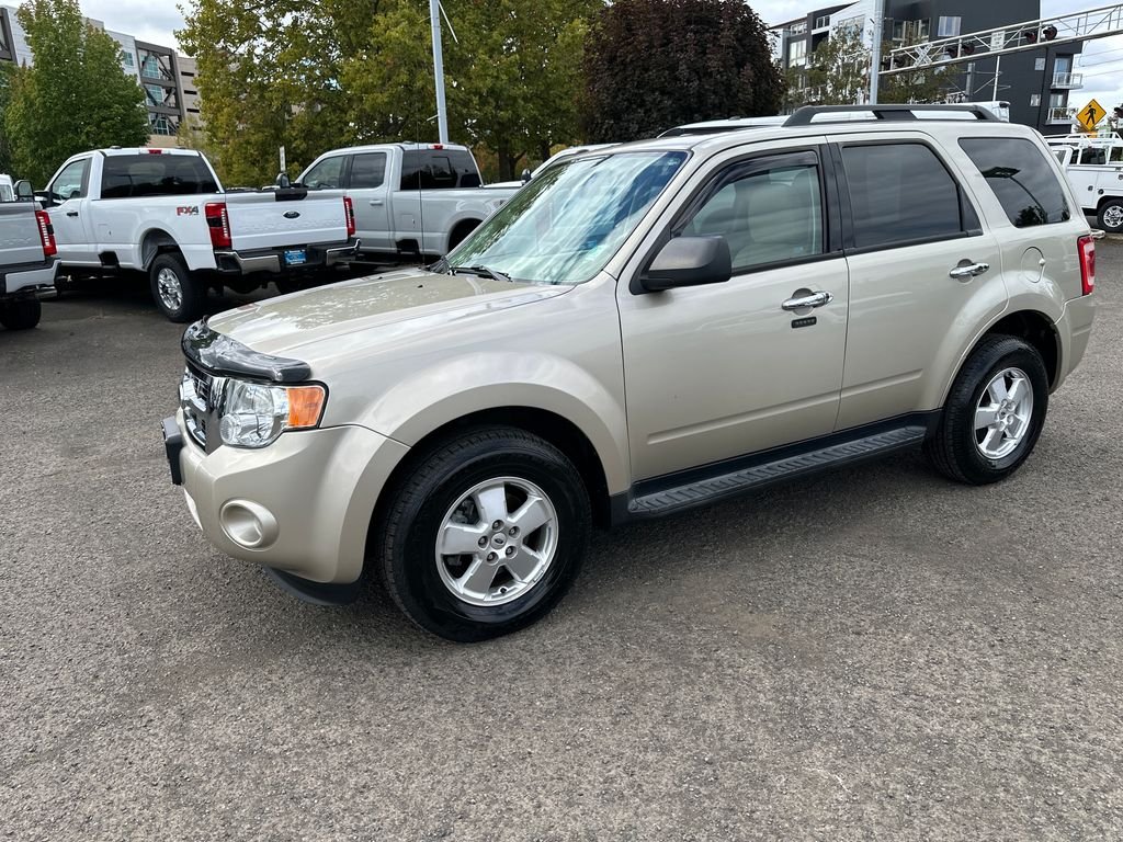 Used 2012 Ford Escape XLT with VIN 1FMCU9DGXCKA44430 for sale in Beaverton, OR