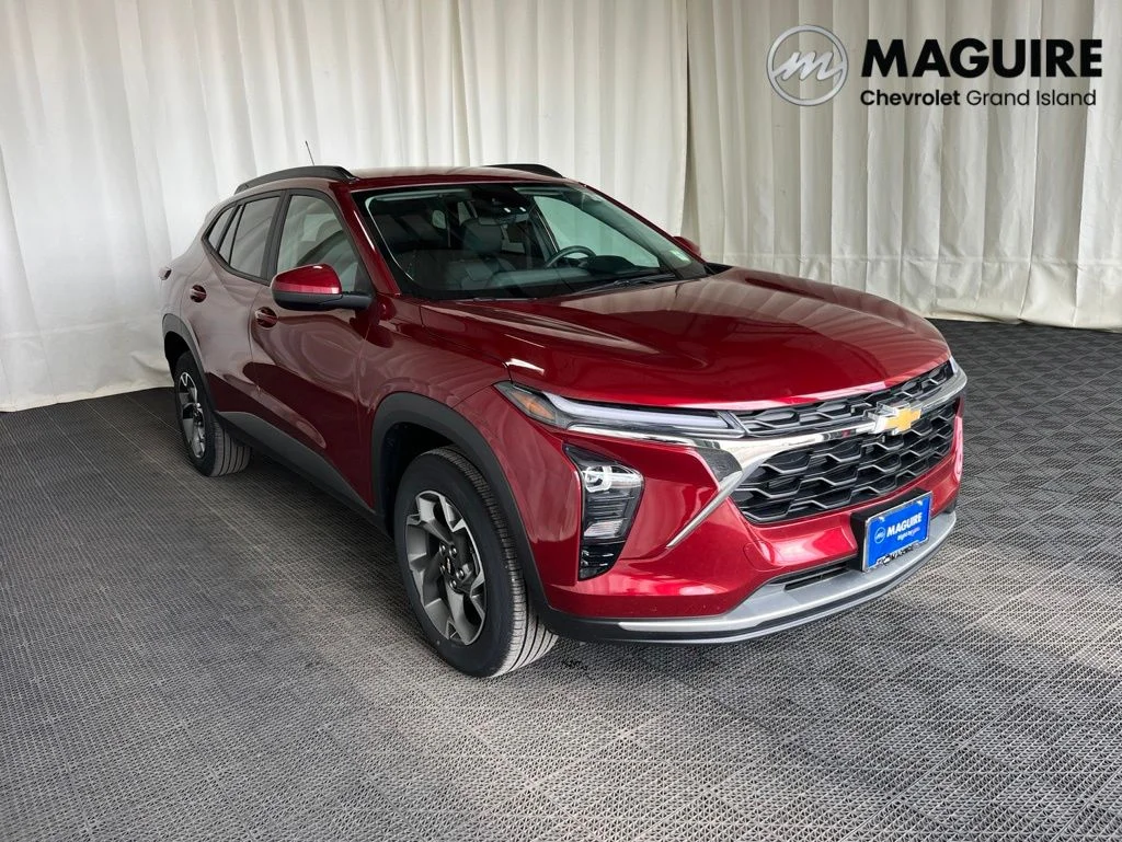 Used 2024 Red Chevrolet LT image 29