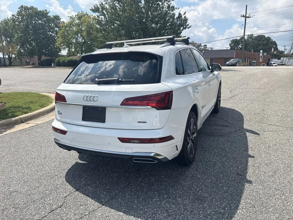 Used 2022  Audi 45 S line Premium image 16
