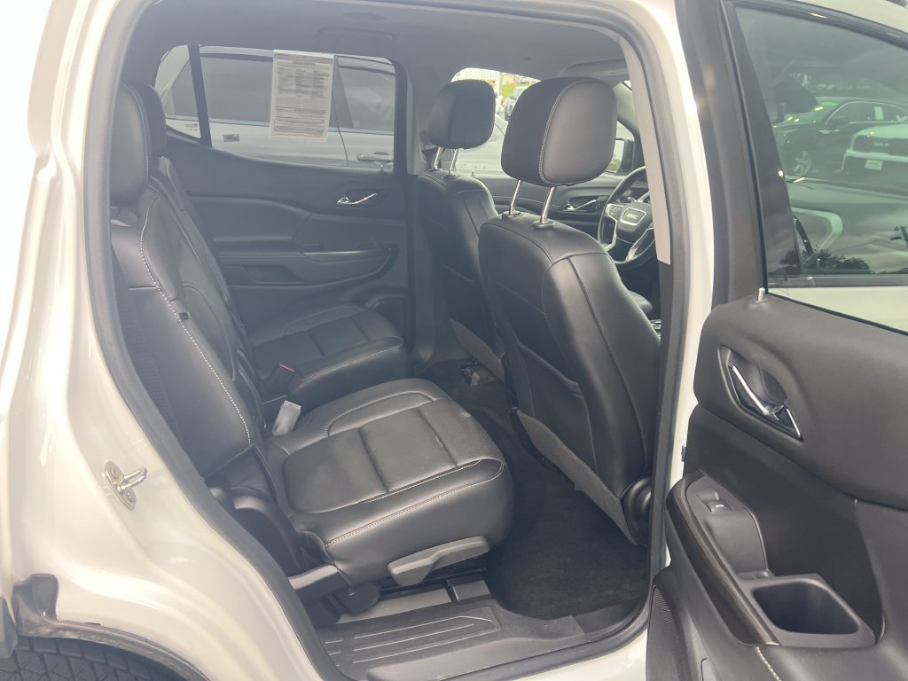 Used 2022 White GMC SLT image 27