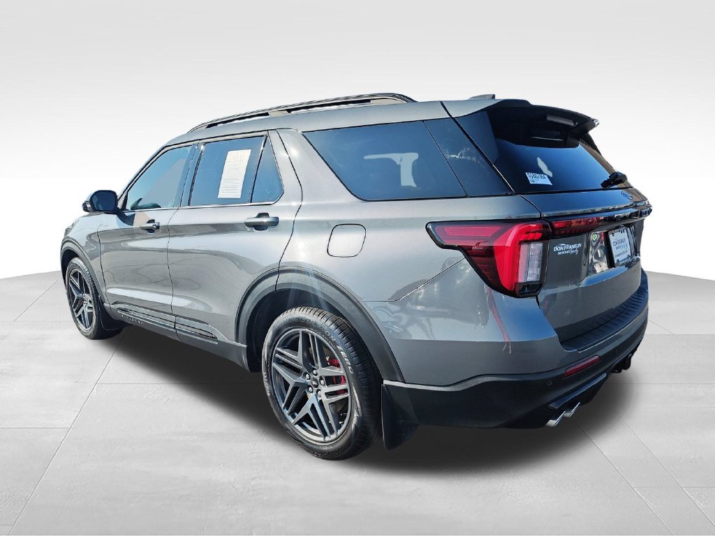 Used 2025 Gray Ford ST image 3