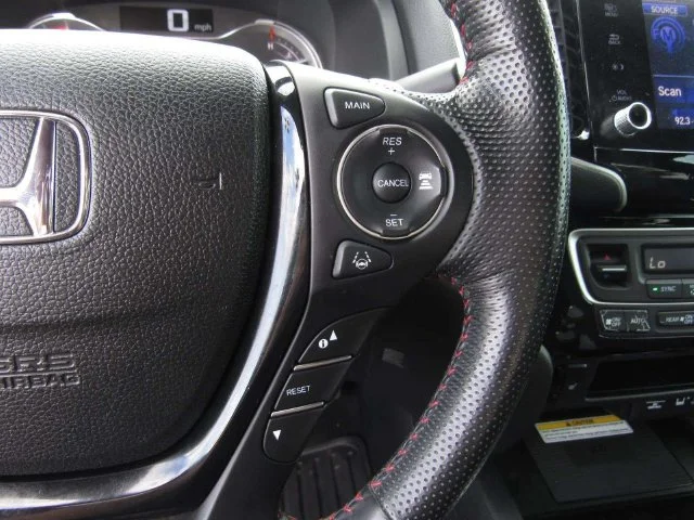 Certified Used 2022 Crystal Black Pearl Honda AWD BLACK EDITION image 26