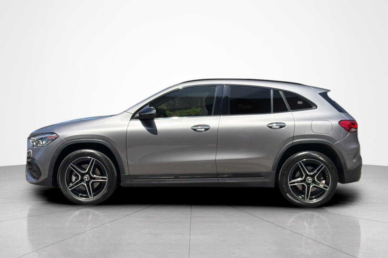 Used 2023 Mountain Grey Metallic Mercedes-Benz GLA 250 image 2
