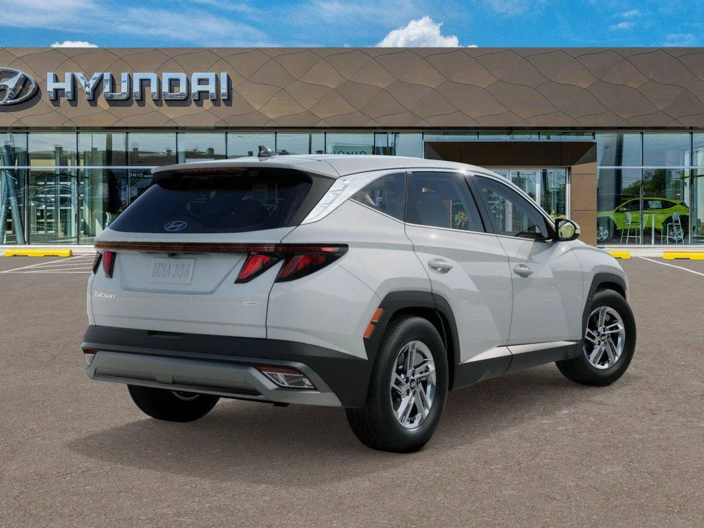 New 2026 White Hyundai SE image 2