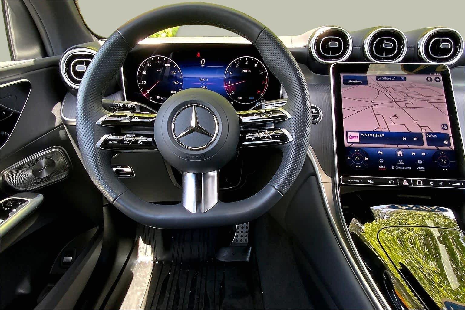 Used 2024 Black Mercedes-Benz GLC 300 image 6