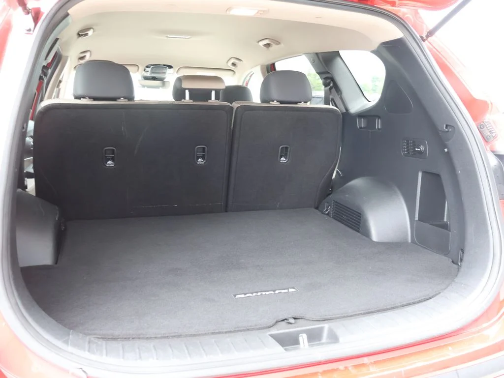 Used 2022 Red Hyundai SEL image 15