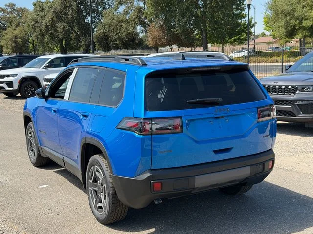 New 2026 Hydro Blue Pearl-Coat Exterior Paint Jeep Limited image 9