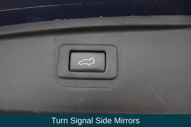 Used 2019 Abyss Blue Pearl Subaru 2.5i Premium image 13