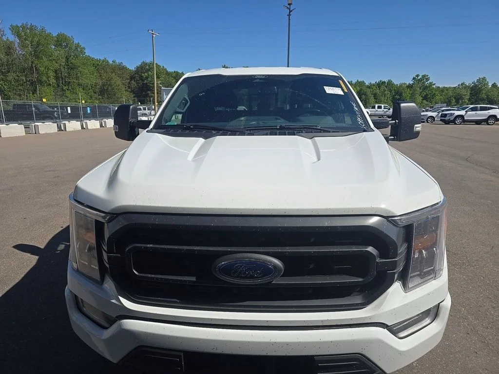 Used 2022 Oxford White Ford  image 15