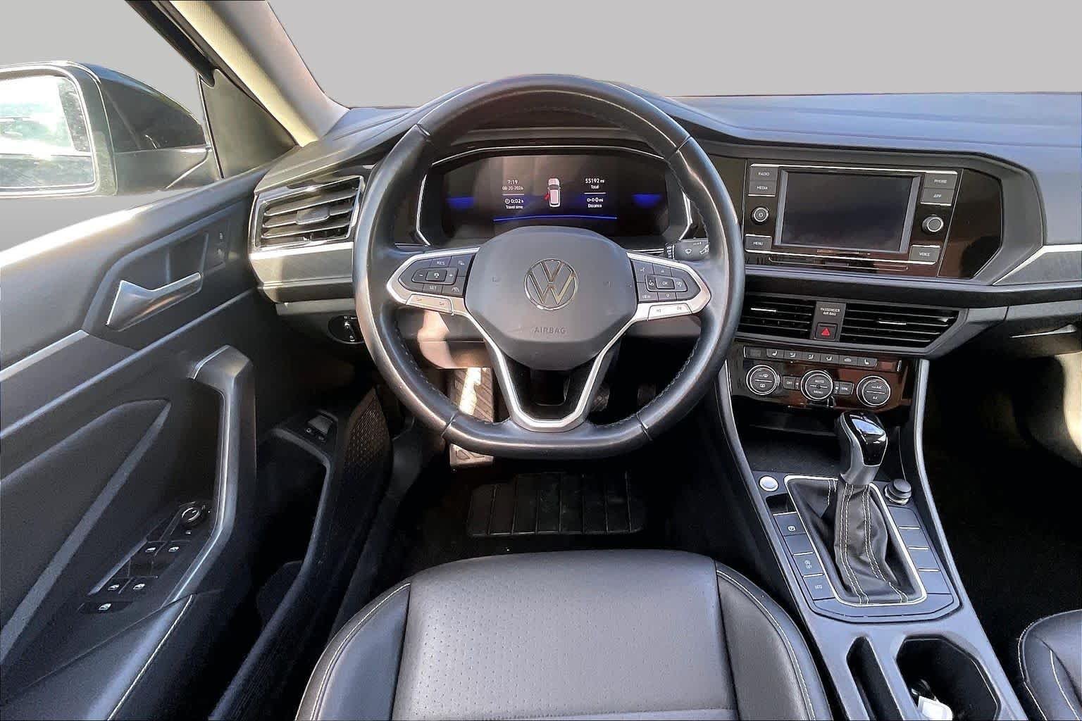 Used 2024 Deep Black Pearl Volkswagen SE image 6