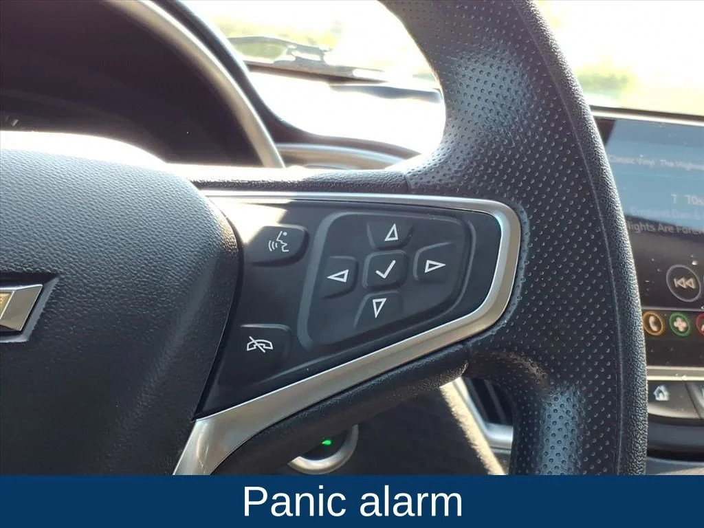 Used 2024 Blue Chevrolet LT image 13
