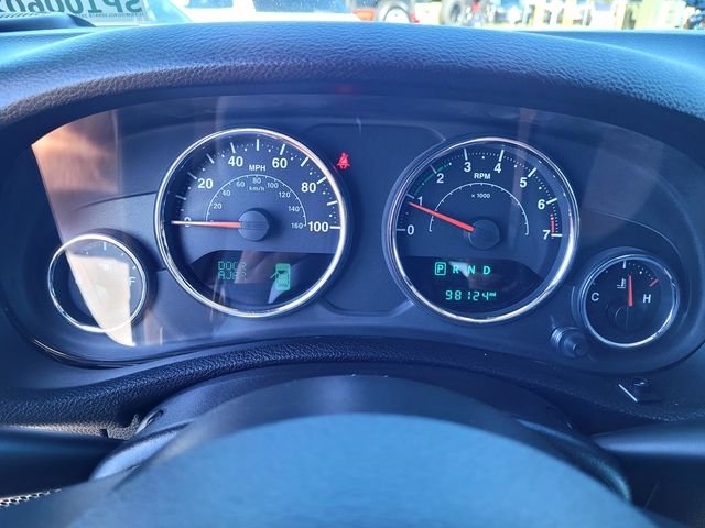 Used 2016 Gray Jeep Unlimited Sport image 21