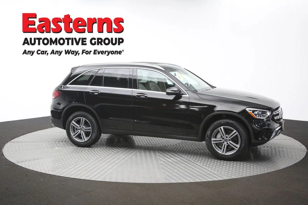 Used 2022 Black Mercedes-Benz GLC 300 image 47
