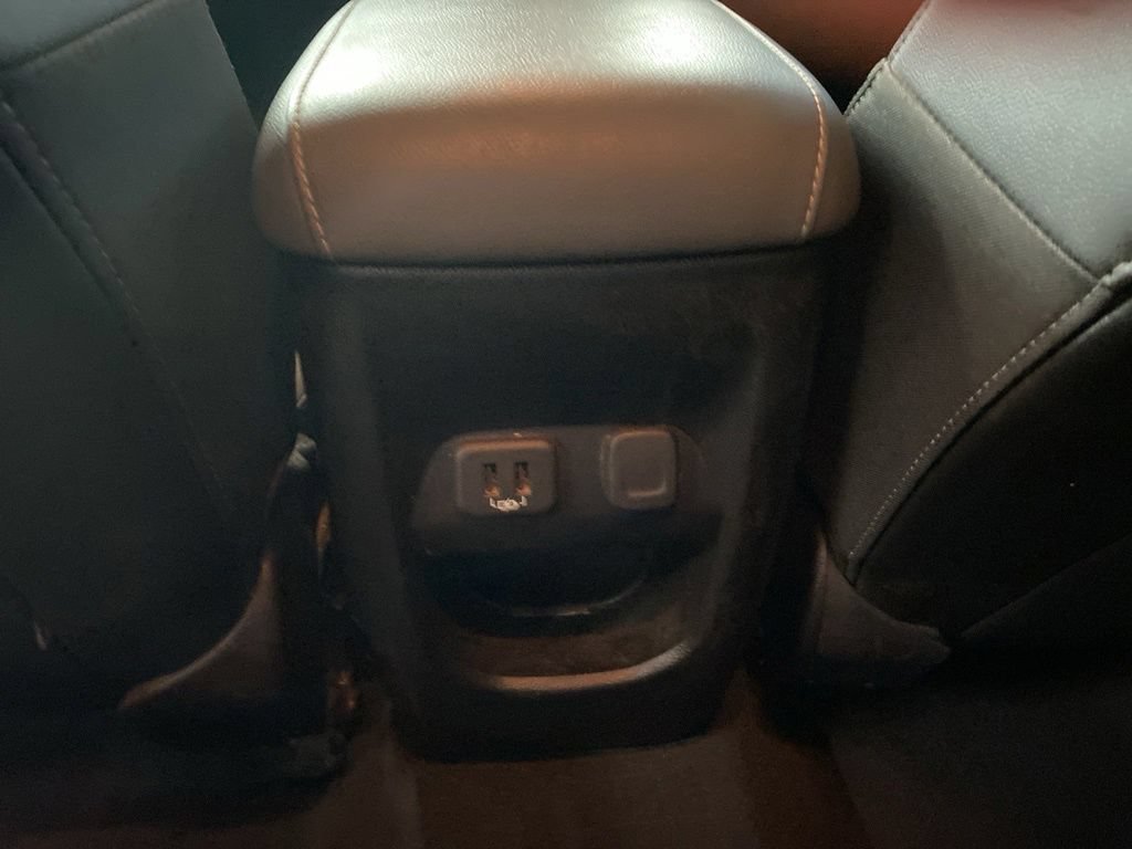 Used 2022 Black Chevrolet 4WD Z71 image 13