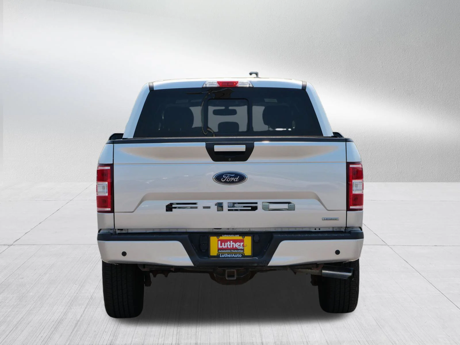 Used 2018 Ingot Silver Metallic Ford XLT image 6