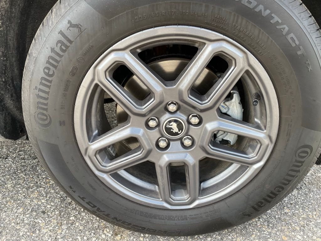 New 2025 Shadow Black Ford Big Bend® image 7