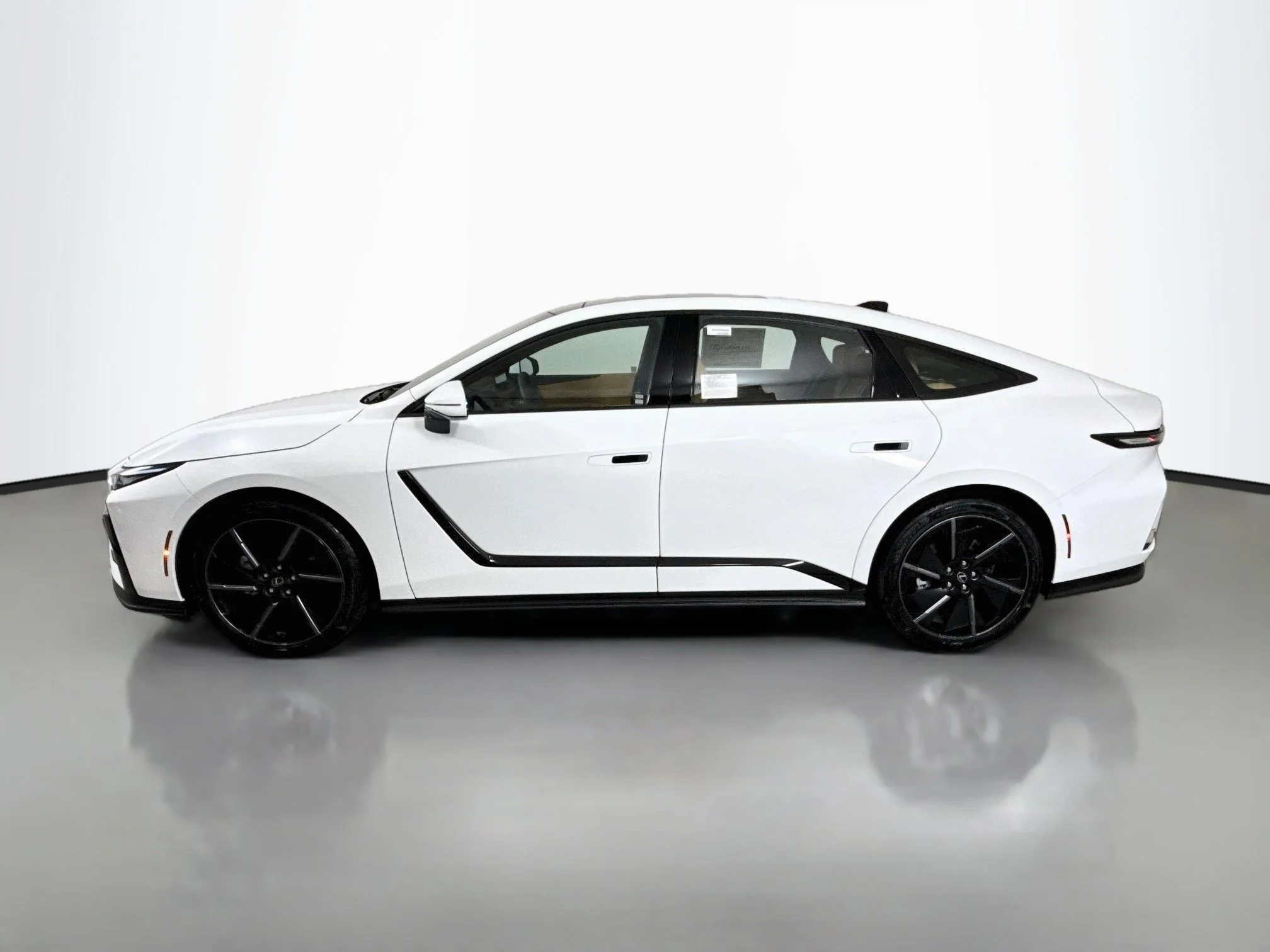 New 2026 Ultra White Lexus ES 500e PREMIUM AWD image 4