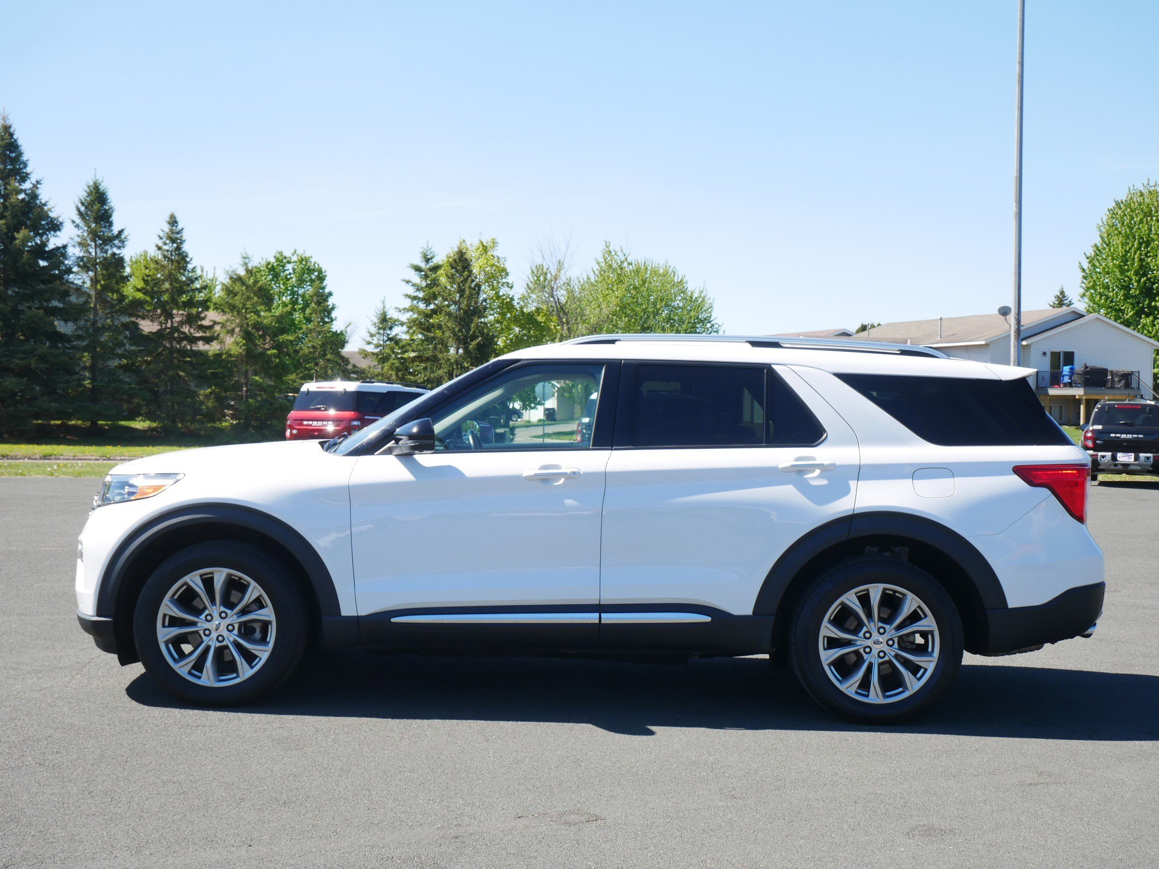 Used 2021 Ford Explorer Limited with VIN 1FMSK8FH5MGB36504 for sale in Hastings, Minnesota