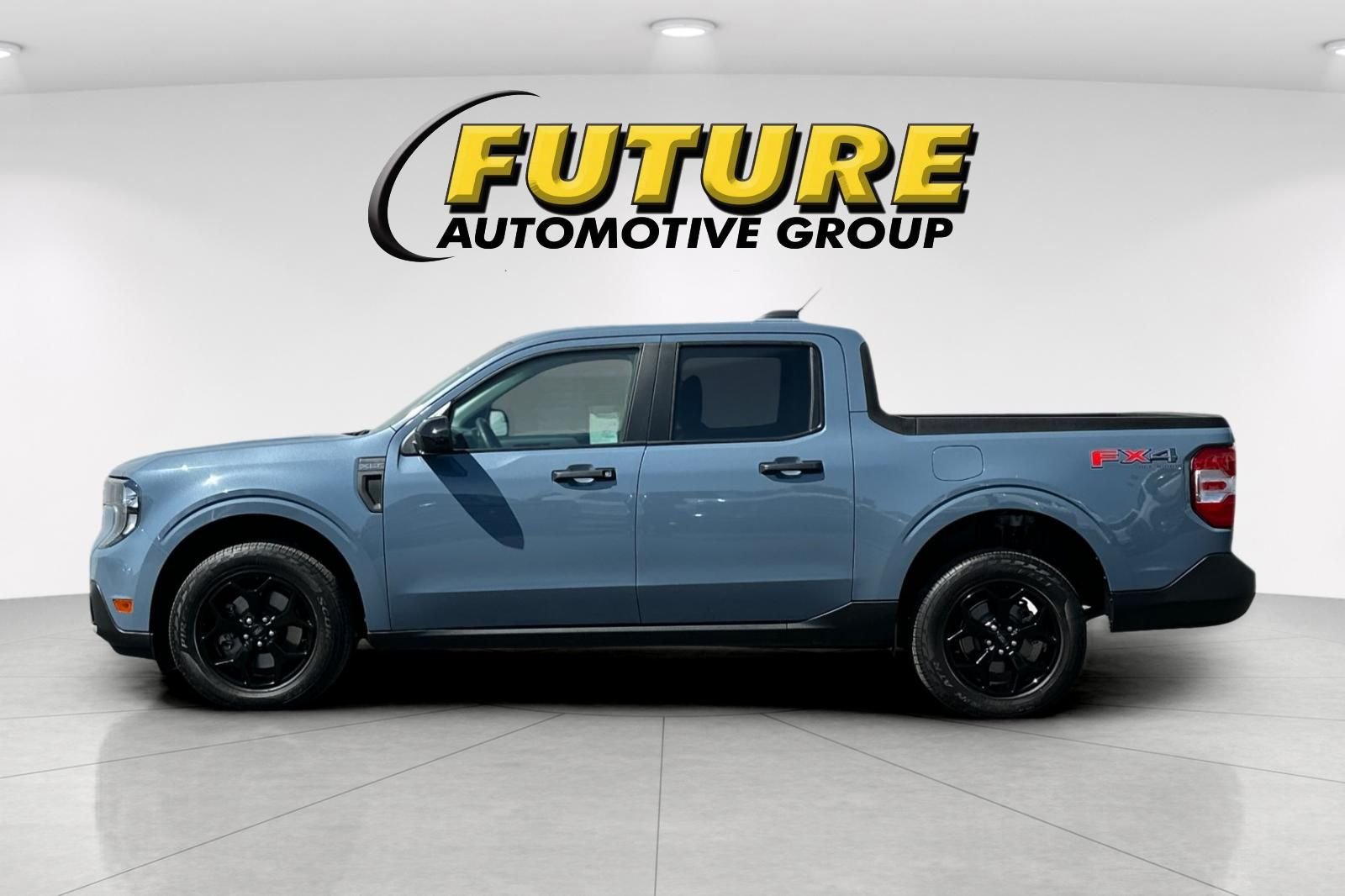 Used 2025 Gray Ford XLT image 6
