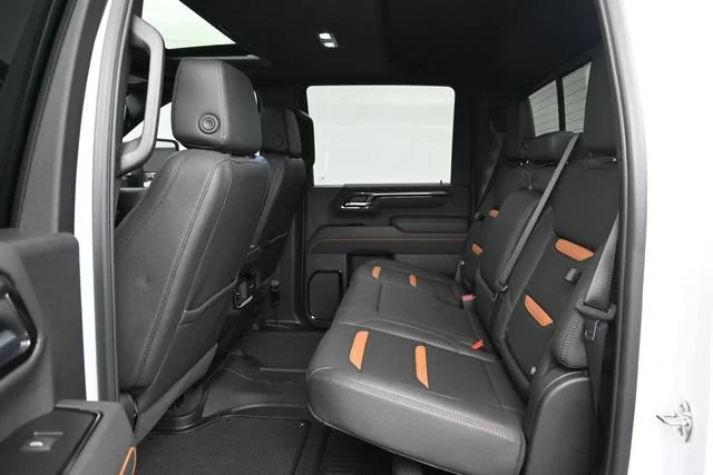 Used 2026 Summit White GMC AT4 image 21
