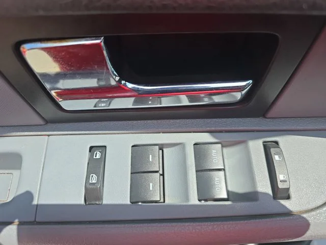 Used 2013 Gray Ford XLT image 27