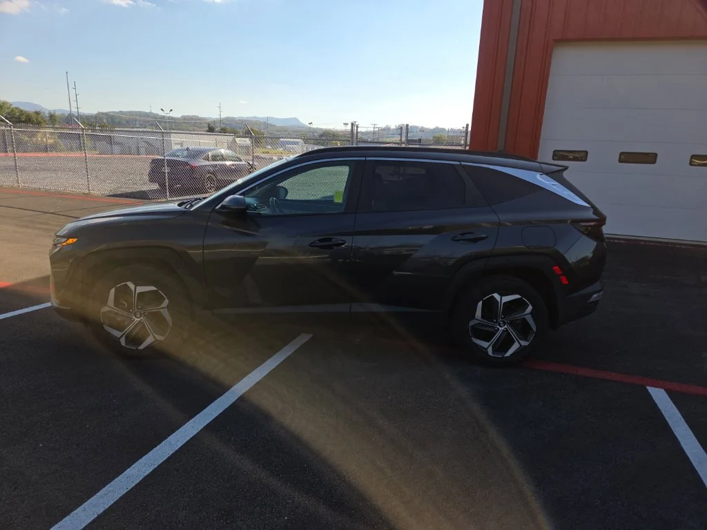 Used 2024 Gray Hyundai SEL image 6