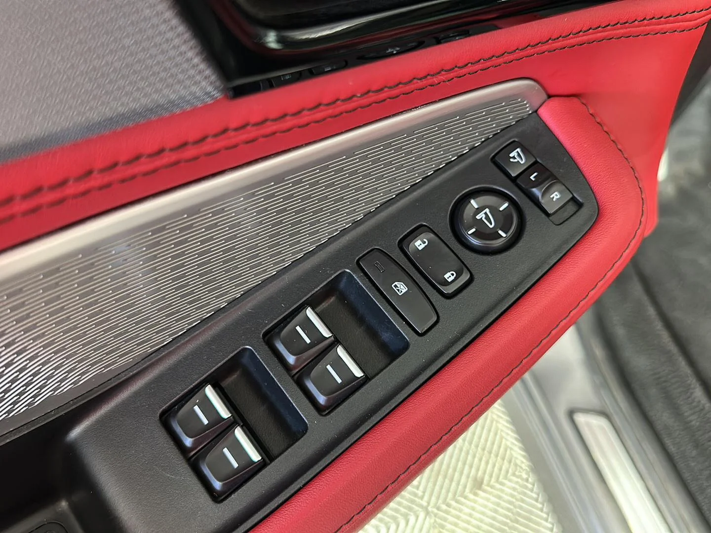Used 2023 Liquid Carbon Metallic Acura w/A-Spec Package image 7