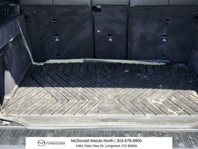 Used 2023 Gray BMW xDrive40i image 11